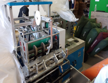 Foto: Máquina Automática p/ Fabricação de Propé Marca: Ruian Deheng Machinery Co.- Modelo: DH – WXT-Ano 2021
