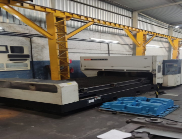 Foto: MAQUINA DE CORTE A LASER MAZAK SPACE GEAR -510 MKII - 1500 W  -ANO 2005