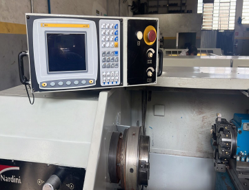 Foto: TORNO CNC - NARDINI - LOGIC 195 II - 440 c 1000 MM