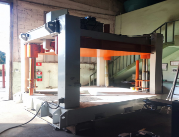 Foto: PRENSA HIDRAULICA UENO PARA AJUSTE DE MOLDES - 80 TONS
