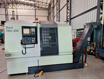 Foto: TORNO CNC DOVI - MODELO TDU - 300 - REFORMADO