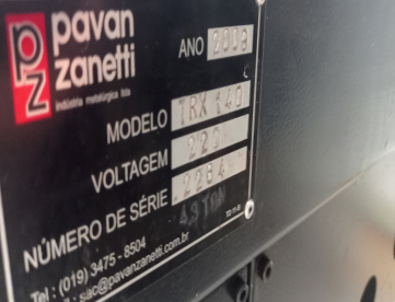 Foto: INJETORA DE PLASTICOS PAVAN ZANETTI TRX 140 TONELADAS - ANO 2008