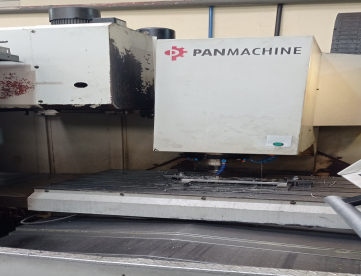 Foto: CENTRO DE USINAGEM VERTICAL PANMACHINE BARON MAX VMC-1066 - 1066MM X 600MM X 600MM - ANO 2008 -