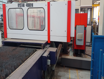 Foto: CORTE A LASER BYSTRONIC BYSTAR3015 -2  4000 WATTS -MAQUINA MUITO NOVA - ANO 2002