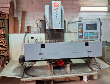 Foto: FRESADORA CNC HAAS TM-2 - 1016 X 406 X 406 -ANO 2006