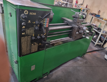 Foto: TORNO MECÂNICO ROMI - I20 - 1000 X 310MM
