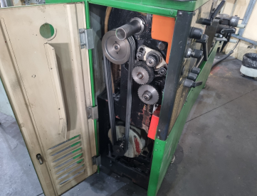 Foto: TORNO MECÂNICO ROMI - I20 - 1000 X 310MM