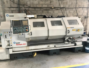 Foto: TORNO CNC - ROMI - MULTIPLIC 40A - ANO 2008 - 685 x 2000mm - COMANDO FANUC