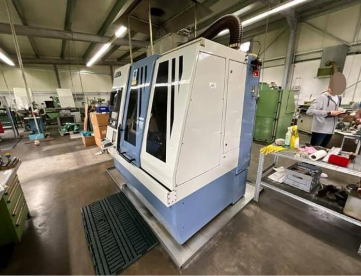 Foto: AFIADORA CNC CINCO EIXOS ANCA RGX 410005- ANO 2000