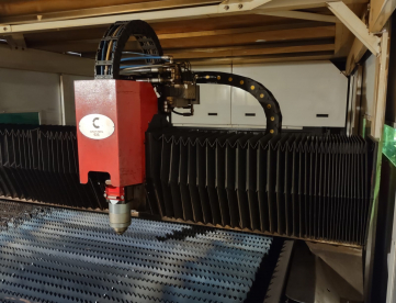 Foto: MÁQUINA DE CORTE A LASER - FIBRA - CUTLITE PENTA ITALIANA - 8000W - Modelo Plus 4020 - Ano 2019