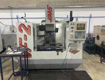 Foto: CENTRO DE USINAGEM VERTICAL - HAAS - VF2 - 762 x 406 x 508 MM