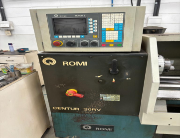 Foto: TORNO CNC ROMI CENTUR 30RV -1000 X420MM -MAQUINA CONSERVADA