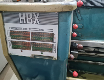 Foto: TORNO MECÃNICO HBX 730 X 360 MM - MAQUINA MUITO CONSERVADA