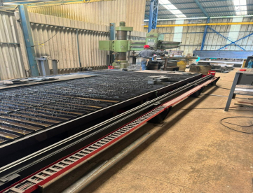 Foto: PLASMA E OXICORTE CNC METALIQUE  EASYMAKXP -FONTE MEGA PLASMA 105 A- ANO 2022