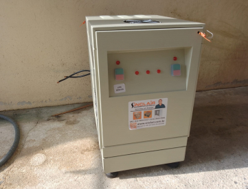 Foto: AUTO TRANSFORMADOR DE TENSAO  SINCLAIR -11 KVA  -ENTRADA  220V MONOFASICO -SAIDA 220V TRIFASICO- ANO 2023