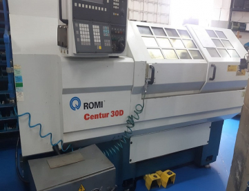 Foto: TORNO CNC - ROMI - CENTUR 30D - 430 x 1000MM - ANO 2007 - PLACA HIDRÁULICA