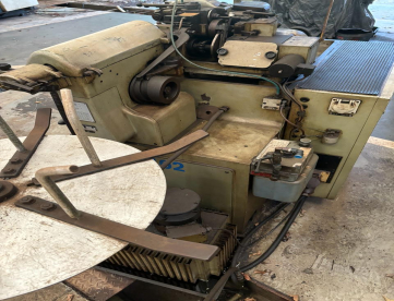 Foto: TORNO AUTOMÁTICO ESCOMATIC MODELO D2 -DIAMETRO DE ARAME 0.3 A 4.0 MM -MAQUINA MUITO NOVA