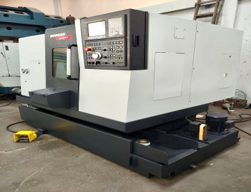 Foto: CENTRO DE TORNEAMENTO - DOOSAN - LYNX 220A - ANO 2007 - 320 x 510 MM