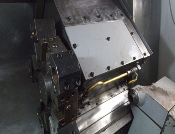 Foto: CENTRO DE TORNEAMENTO HAAS SL20 - 380MM X 530MM- ANO 2009