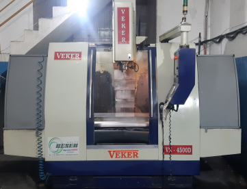 Foto: FRESADORA CNC - VEKER - VK4500D - ANO 2006 - 1000 x 500 x 550 MM