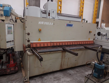 Foto: GUILHOTINA HIDRAULICA CNC ERMAK HVR-3100 X 1/4