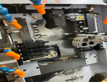Foto: TORNO AUTOMÁTICO CNC - CABEÇOTE MÓVEL - STAR - SR-20RIV - COM EIXO B - ANO 2021
