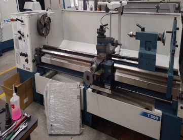 Foto: TORNO MECÂNICO ROMI T500 - 660MM X 2250MM - ANO 2023