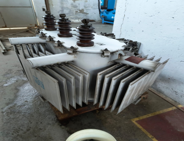 Foto: TRANSFORMADOR ELÉTRICO WEG 225KVA 13.8KV / 220-127V ANO 2004