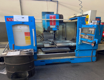 Foto: FRESADORA CNC VEKER MVK 1000F - 1000MM X 500MM X 570MM - ANO 2011