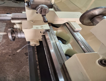 Foto: TORNO MECÂNICO NARDINI ND325 - 650MM X 2200MM - ANO 2015