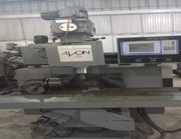 Foto: FRESADORA CNC - AVON – COMANDO MCS – ISO40 - 900 x 400 x 400 MM - COM 4º EIXO