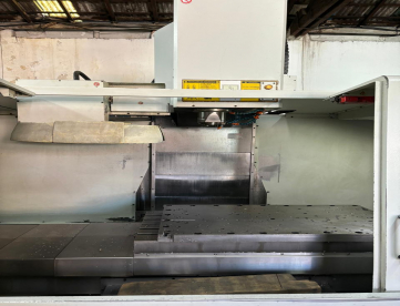 Foto: CENTRO DE USINAGEM VERTICAL  ROMI  DISCOVERY 1250 -MAQUINA MUITO NOVA -MESA ZERO -SEMPRE USOU SOBRE MESA  -DOIS TRANSPORTADOR DE CAVACO -ANO 2003 -