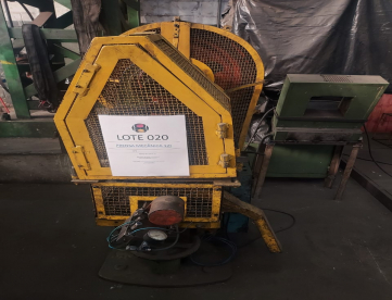 LOTE RF 0020 - PRENSA MECÂNICA - 12 TON - ENCLAUSURADA