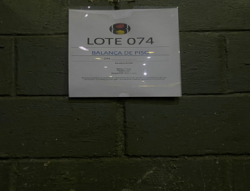 Foto: LOTE RF 0074 - BALANÇA DE PISO