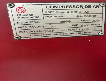Foto: LOTE ANC 0017 - COMPRESSOR DE PARAFUSO - CHICAGO PNEUMATIC - 8-20LA-AP - ANO 2001