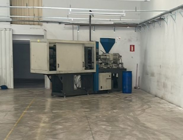 Foto: INJETORA DE PLASTICOS JASOT -1285 /220 -220 TONELADAS - ANO 2003