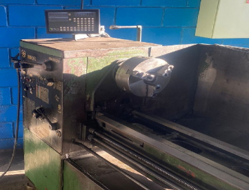 Foto: TORNO MECÂNICO ROMI MAXI 520 - 520MM X 1500MM