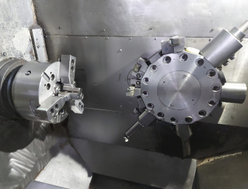 Foto: TORNO CNC - INDEX - 170M - ANO 1998