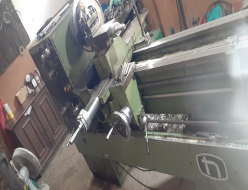 Foto: TORNO MECÂNICO NARDINI NDT650 CARCACEIRO 650X2200MM