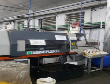 Foto: VENDO LOTE DE DUAS INJETORAS SEMERARO -1 DE 100 TONELADAS E OUTRA DE 150 TONELADAS -MAQUINAS TRABALHANDO