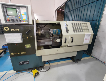 Foto: TORNO CNC ROMI CENTUR 30RV -1000 X 520 MM - ANO 1996