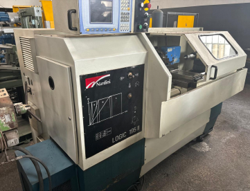 Foto: TORNO CNC NARDINI LOGIC 195 II - 400MM X 1000MM - MAQUINA CONSERVADA