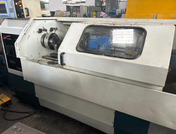 Foto: TORNO CNC NARDINI LOGIC 195 II - 400MM X 1000MM - MAQUINA CONSERVADA