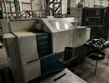 Foto: LOTE RF0078 - CENTRO DE TORNEAMENTO - OKUMA - LB15 - 530 x 1020 MM