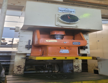 Foto: PRENSA EXCENTRICA TIPO C ERGON MOD.JM36 - 160 TONS - ANO 2007