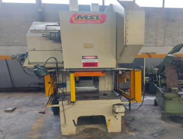 Foto: PRENSA EXCÊNTRICA - TIPO C - MSL - MODELO PEF/ENG 65T - ANO 2010 - 65 TONELADAS