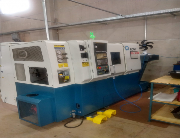 Foto: CENTRO DE TORNEAMENTO - ROMI GL240 - COMANDO FANUC - ANO 2011