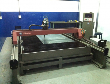 Foto: MÁQUINA DE CORTE PLASMA CNC HYPERTERM POWERMAX 1650