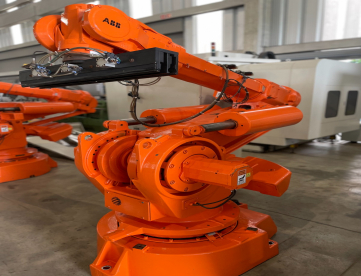 Foto: BRAÇO ROBÓTICO ABB - 150 KG x 2400 MM