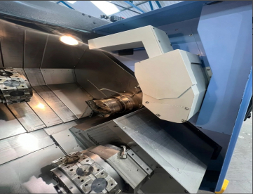 Foto: CENTRO DE TORNEAMENTO - MULTIEIXOS - DOOSAN - PUMA TT1800SY - ANO 2008